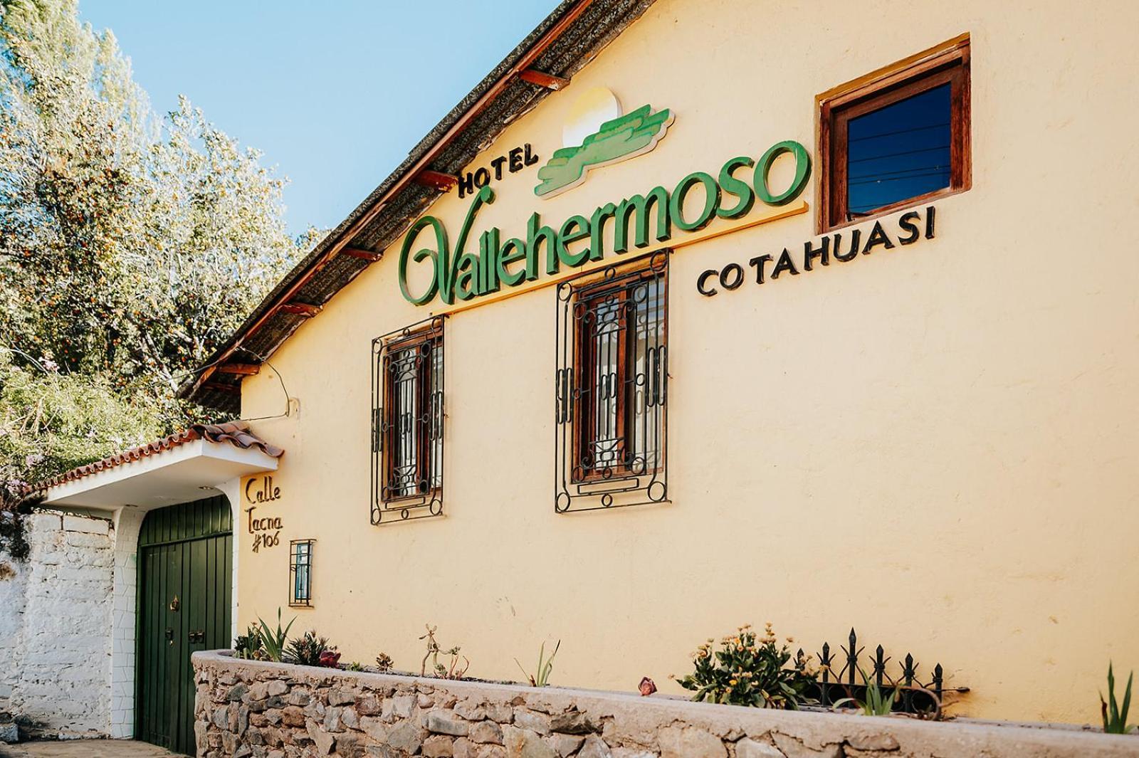 Hotel Vallehermoso Cotahuasi Екстериор снимка